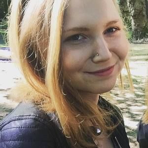 Meet your Posher, Madeline